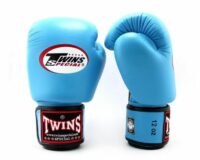 Twins (kick)bokshandschoenen BGVL-3 (Licht blauw)